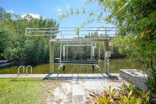 425 FIREBALL COURT, Punta Gorda, FL 33950