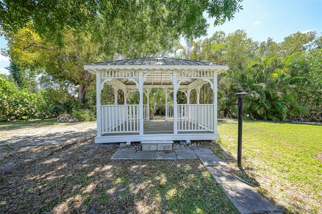 425 FIREBALL COURT, Punta Gorda, FL 33950