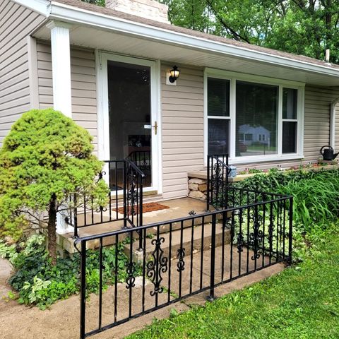 1916 Shady Lane, Beavercreek, OH 45432