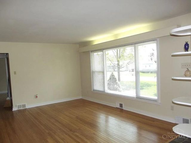 1916 Shady Lane, Beavercreek, OH 45432