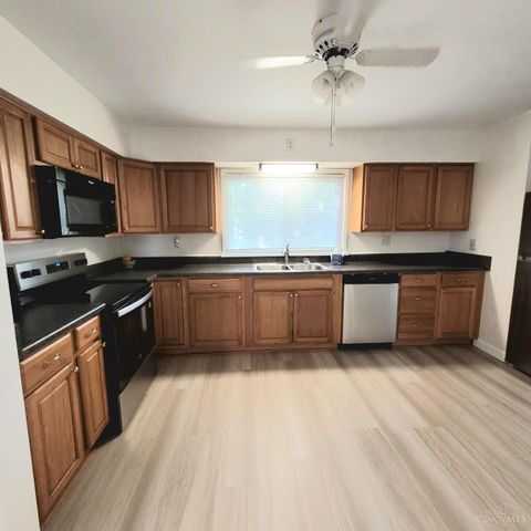 1916 Shady Lane, Beavercreek, OH 45432