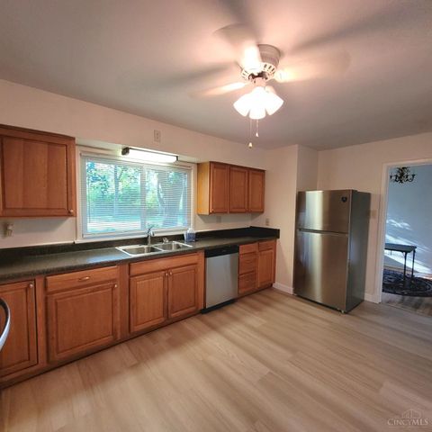 1916 Shady Lane, Beavercreek, OH 45432