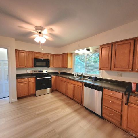 1916 Shady Lane, Beavercreek, OH 45432
