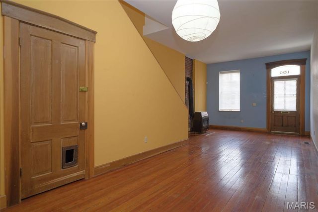 1226 Sidney Street, St Louis, MO 63104