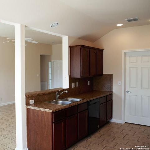 3917 Wensledale, Schertz, TX 78108