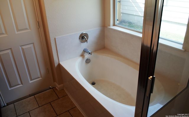 3917 Wensledale, Schertz, TX 78108