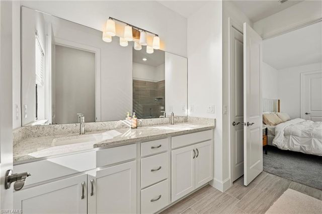 4274 Sonoma Oaks CIR, Naples, FL 34119