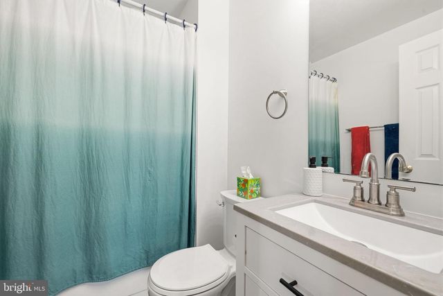 4357 CUB RUN RD, Chantilly, VA 20151