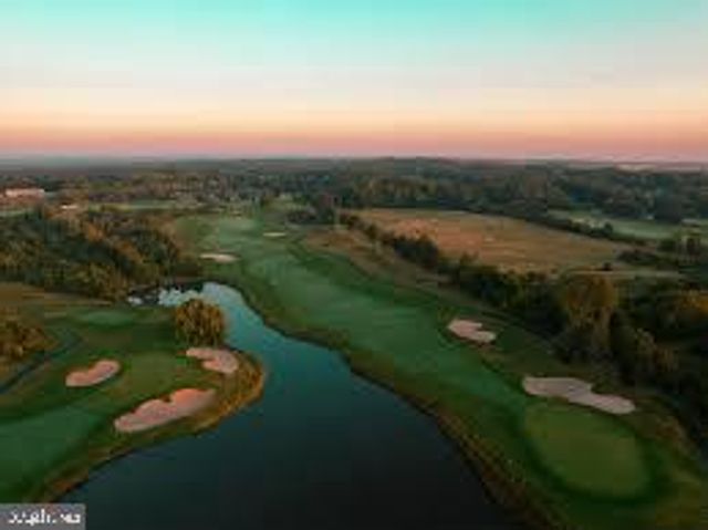 4357 CUB RUN RD, Chantilly, VA 20151