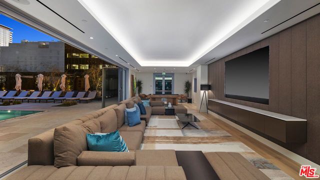 744 S Figueroa Street 3905, Los Angeles, CA 90017