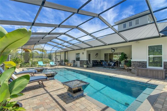 16982 SE HIGHWAY 42, Weirsdale, FL 32195