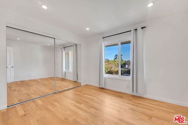 5890 Fairhaven Avenue, Woodland Hills (los Angeles), CA 91367