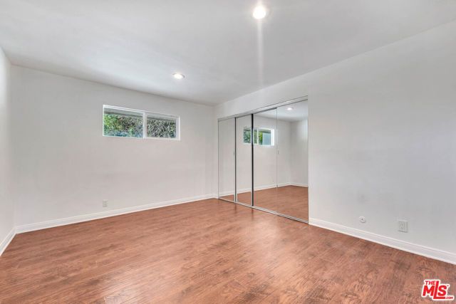 5890 Fairhaven Avenue, Woodland Hills (los Angeles), CA 91367