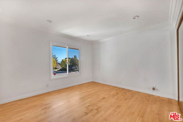 5890 Fairhaven Avenue, Woodland Hills (los Angeles), CA 91367
