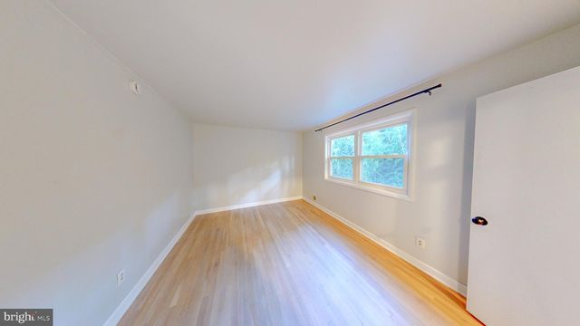 1216 DOWNS DR, Silver Spring, MD 20904