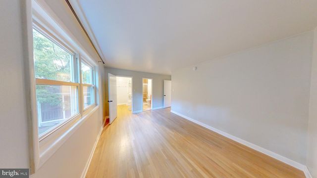 1216 DOWNS DR, Silver Spring, MD 20904