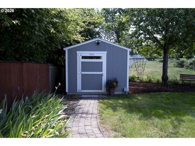 17813 Se 24TH St, Vancouver, WA 98683