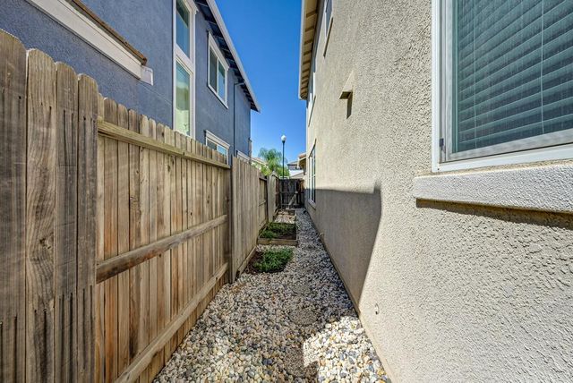 2357 Leighton Way, Roseville, CA 95747