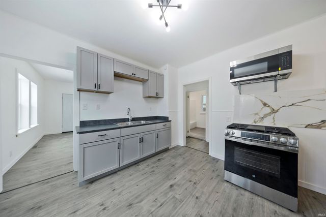 3209 Mount Vernon Avenue, Evansville, IN 47712