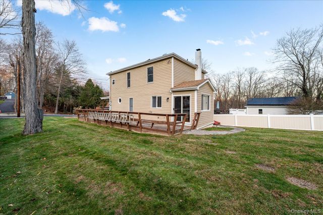 509 Vine Road, Yorktown Heights, NY 10598