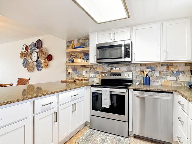 2100 OCEAN SHORE BOULEVARD 2070, Ormond Beach, FL 32176