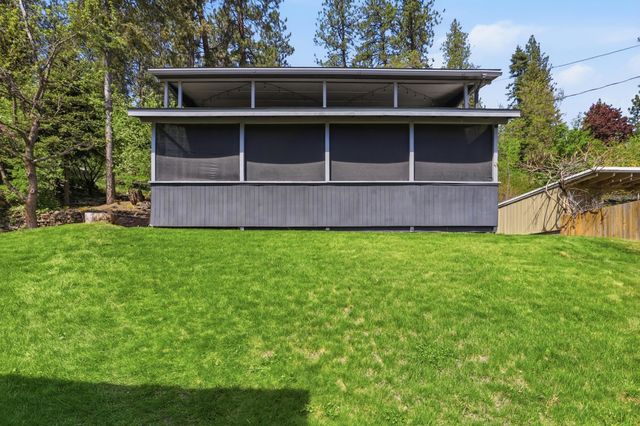 1422 S Liberty Dr, Liberty Lake, WA 99019