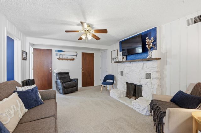 1422 S Liberty Dr, Liberty Lake, WA 99019