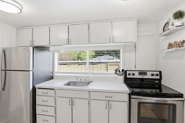 1422 S Liberty Dr, Liberty Lake, WA 99019