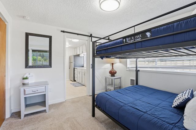 1422 S Liberty Dr, Liberty Lake, WA 99019