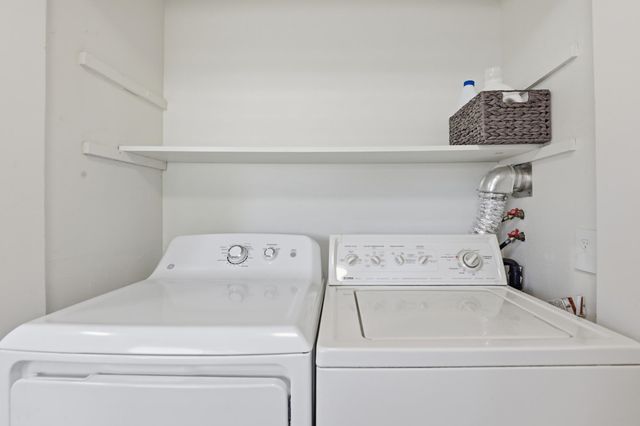 1422 S Liberty Dr, Liberty Lake, WA 99019