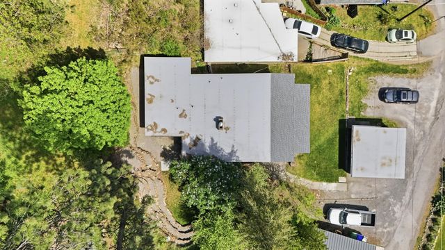 1422 S Liberty Dr, Liberty Lake, WA 99019