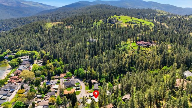 1422 S Liberty Dr, Liberty Lake, WA 99019