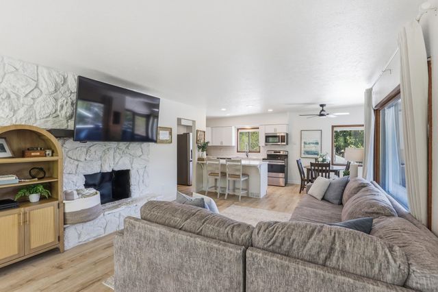 1422 S Liberty Dr, Liberty Lake, WA 99019