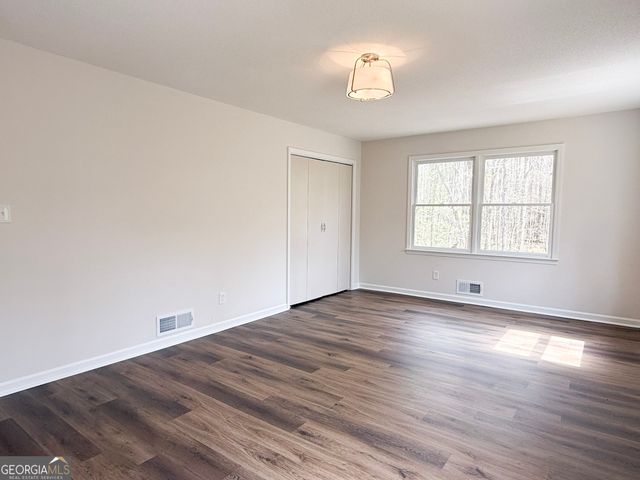 4661 Highway 34 E, Sharpsburg, GA 30277