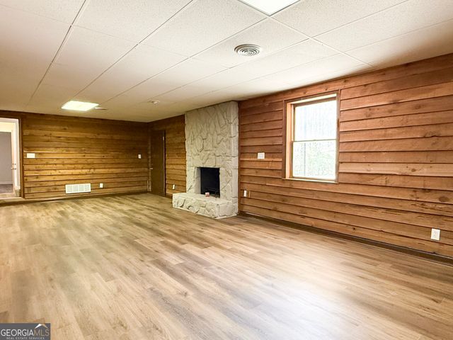 4661 Highway 34 E, Sharpsburg, GA 30277