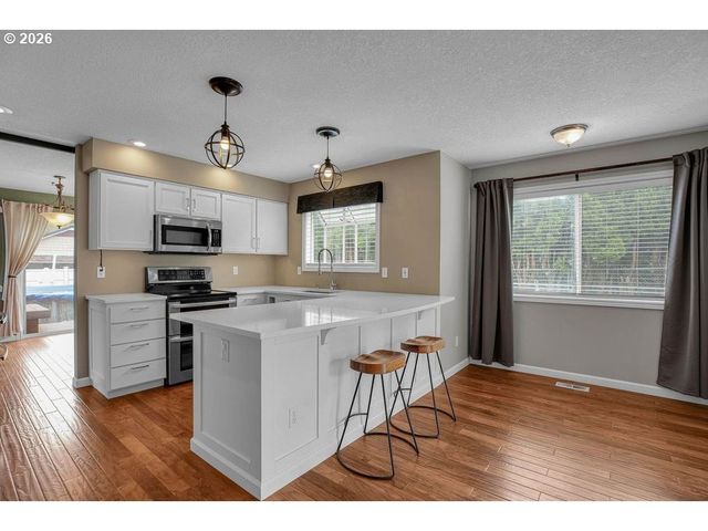 2356 Ne FRANCIS Pl, Gresham, OR 97030