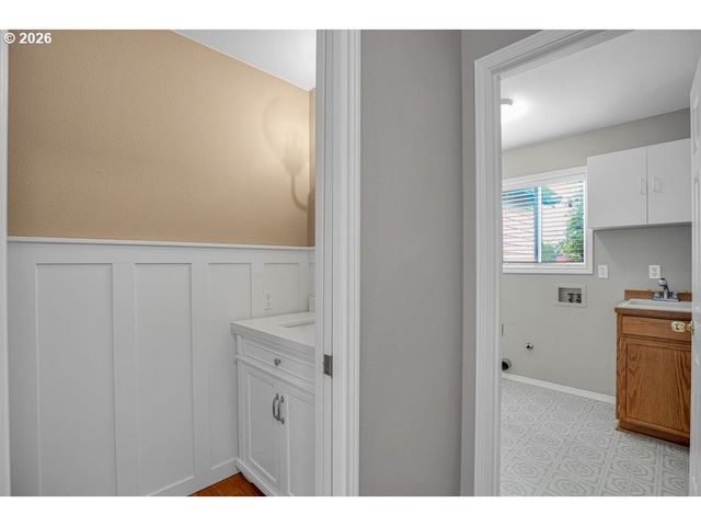 2356 Ne FRANCIS Pl, Gresham, OR 97030