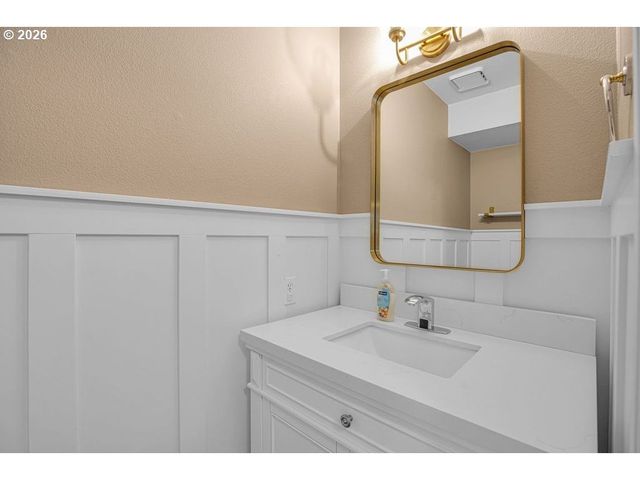 2356 Ne FRANCIS Pl, Gresham, OR 97030