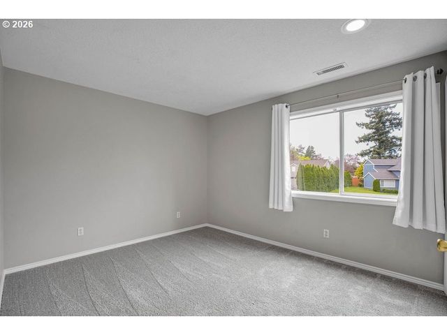 2356 Ne FRANCIS Pl, Gresham, OR 97030