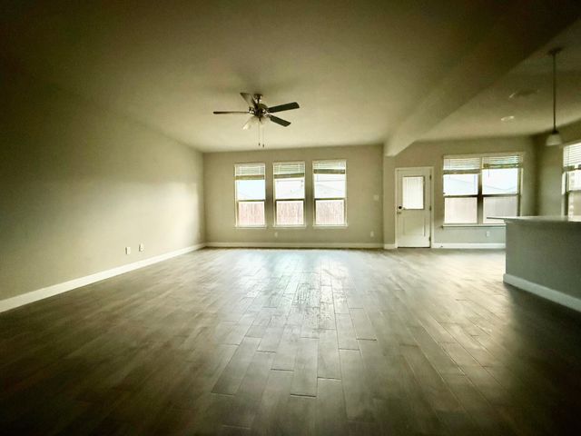 816 Wilmott Terrace, Fort Worth, TX 76247