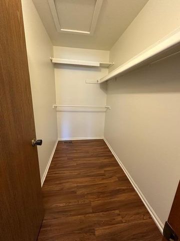 301 Meadow Bridge Drive, Rochester Hills, MI 48307