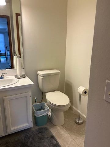 301 Meadow Bridge Drive, Rochester Hills, MI 48307