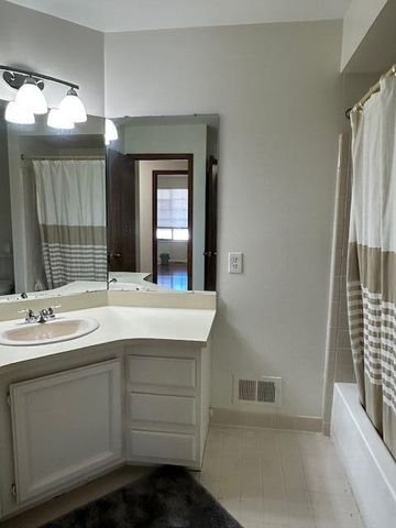 301 Meadow Bridge Drive, Rochester Hills, MI 48307