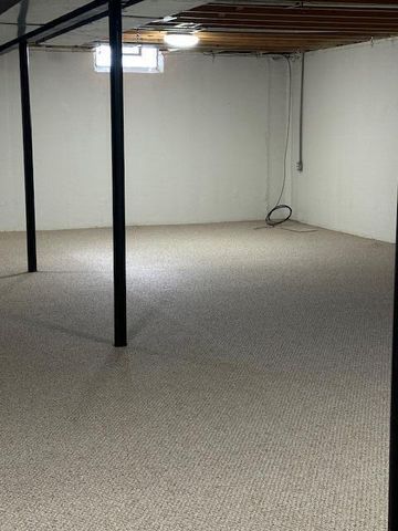 301 Meadow Bridge Drive, Rochester Hills, MI 48307