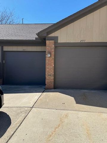 301 Meadow Bridge Drive, Rochester Hills, MI 48307