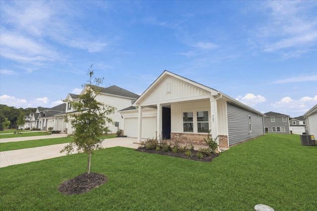 927 Rising Oak Court, Spartanburg, SC 29301