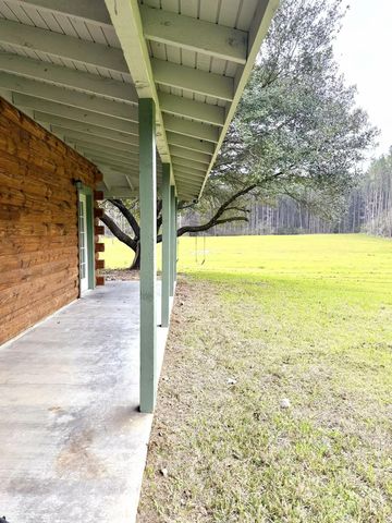 335 Walding Road, Livingston, TX 77351