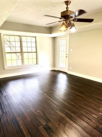 335 Walding Road, Livingston, TX 77351