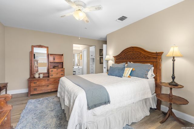 626 SUNHAVEN DR, Windcrest, TX 78239