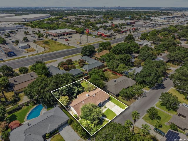 626 SUNHAVEN DR, Windcrest, TX 78239